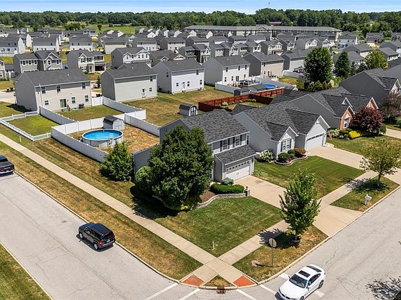 4th image of 481 Walker Ln