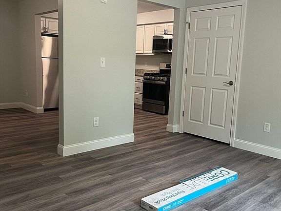 4th image of 36 Randolph Dr #0