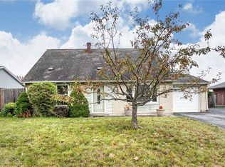 41 Greencliff Dr, Englewood, OH
