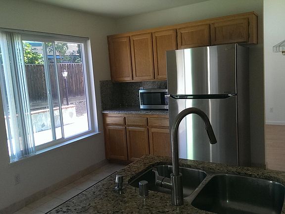 Kitchen faucet