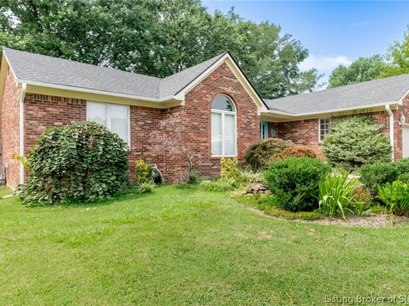 3615 Greenfield Drive, New Albany, IN 47150