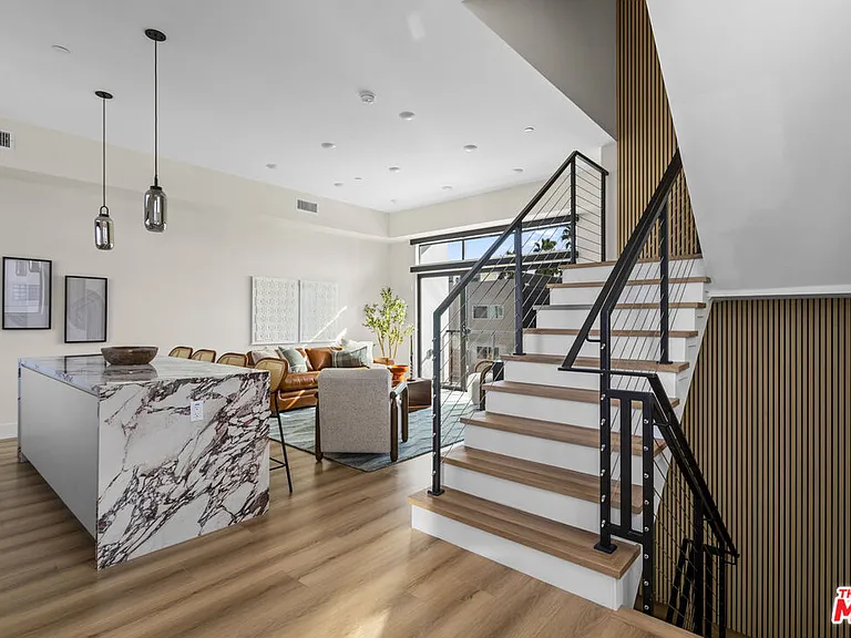 1318 N Vista St — Photo 4