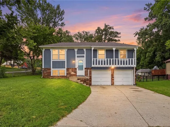 5212 NW Valley View Rd, Blue Springs, MO 64015