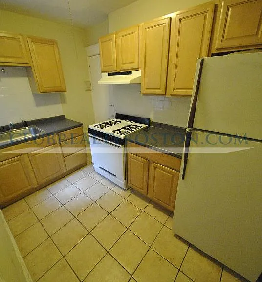 244 Kelton St #3 — Photo 10