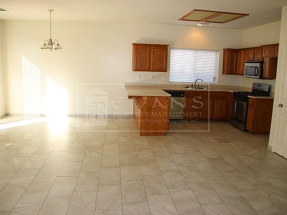3rd image of 4109 S Willis St