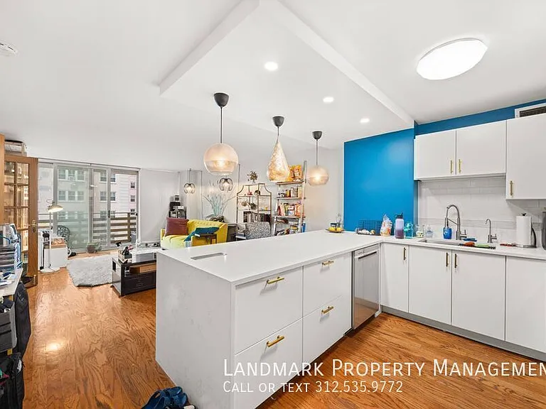 5601 N Sheridan Rd #5B — Photo 3