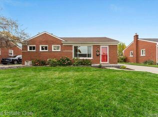 28863 Hathaway St, Livonia, MI 48150