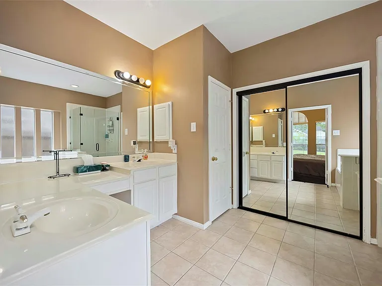 13611 Delacey Ln — Photo 13