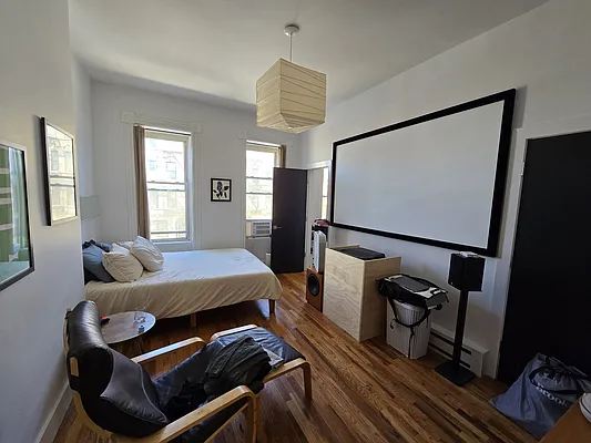 Rented by ERN Flats | media 6