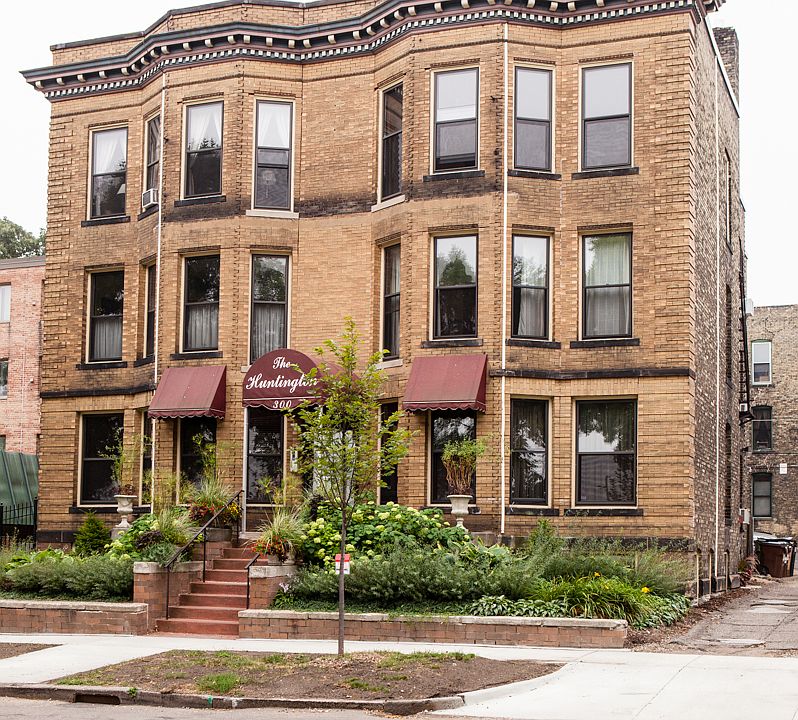 The Huntington Condos