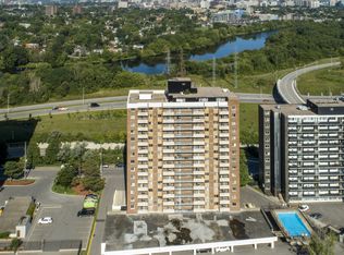 1735 Frobisher Ln #1505, Ottawa, ON K1G 3P7