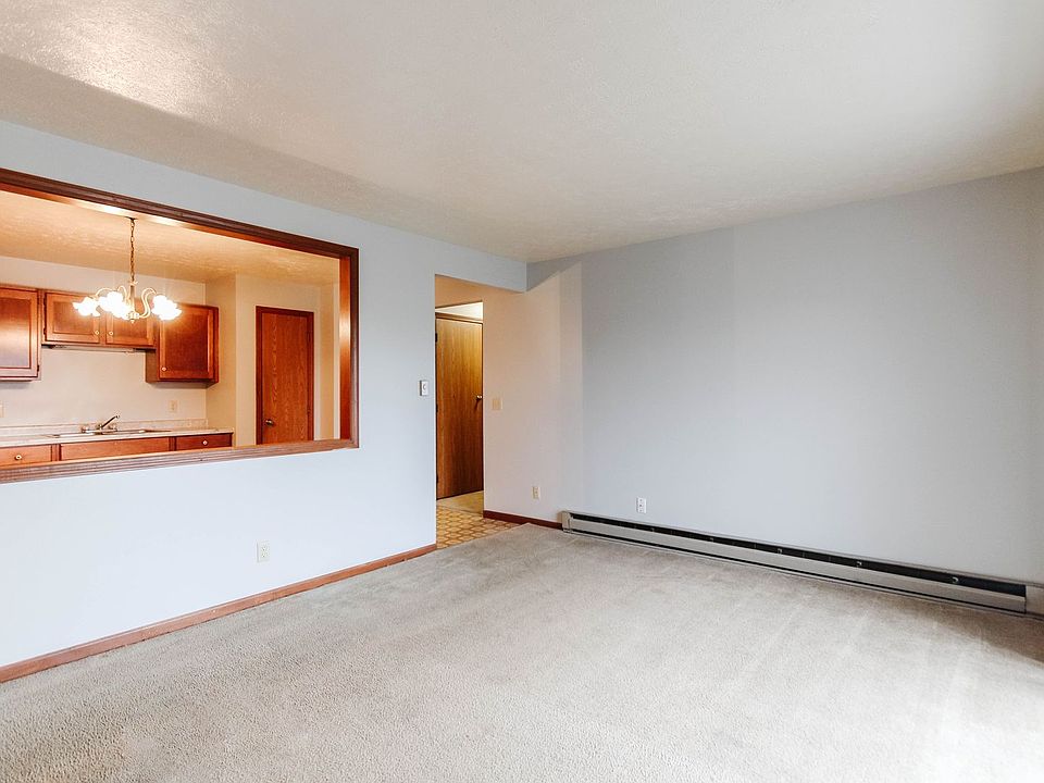 Lynnwood Apartments 22156 Maple Ct Woodburn IN Zillow