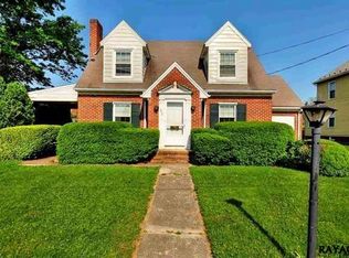 806 Broadway, Hanover, PA 17331