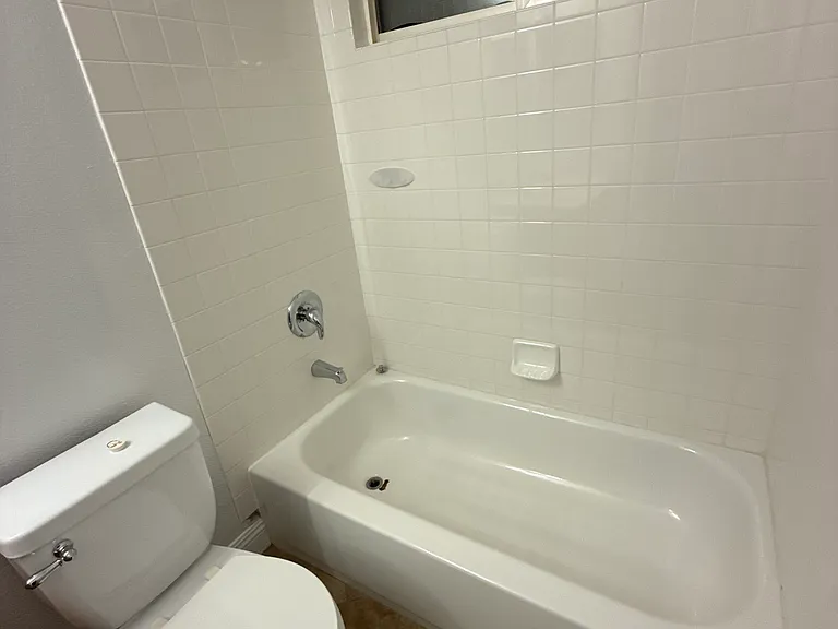 8212 Dusty Valley Ct — Photo 18