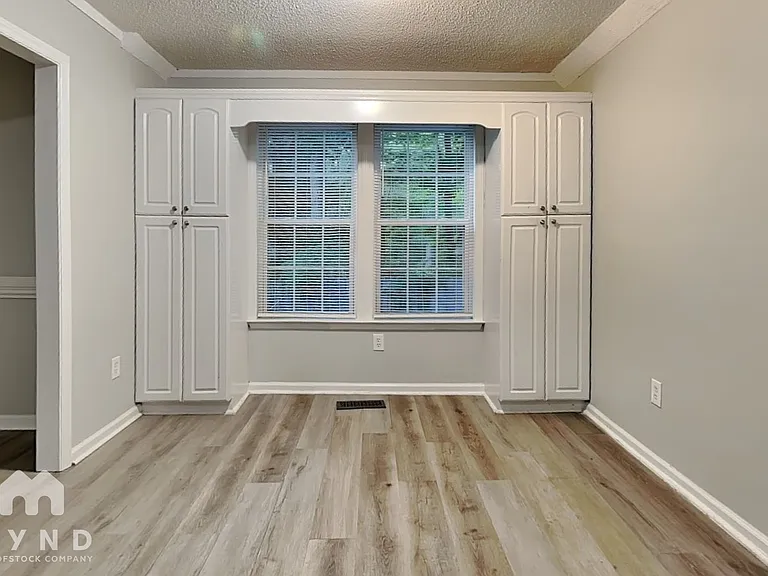 2523 Sumter Dr — Photo 7