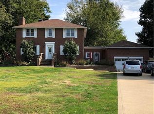 6229 Inland Shores Dr, Mentor, OH 44060
