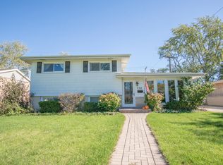 113 Stacy Ct, Glenview, IL