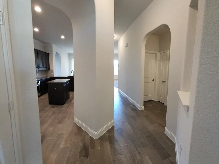 1801 Spinnaker Dr — Photo 8