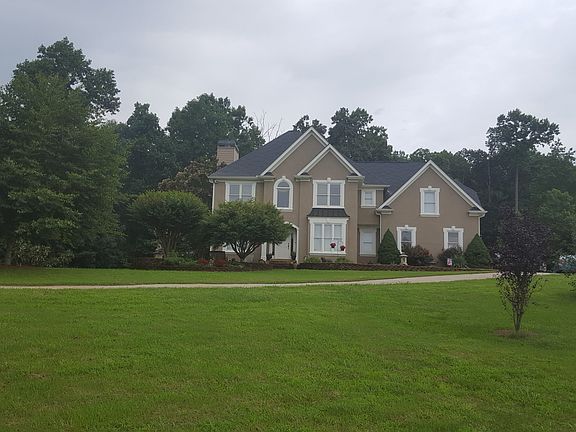 2nd image of 6180 Dahlonega Hwy
