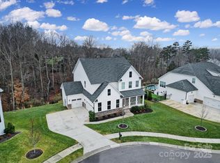 330 Forsythia Ln, Fort Mill, SC 29708