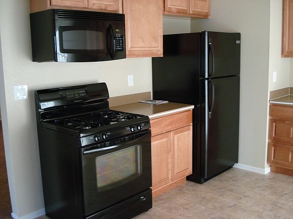 2nd image of 524 Harris Ave