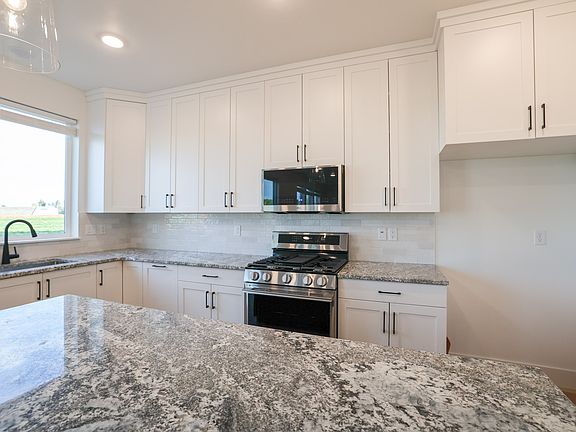 2nd image of 2953 N Grant Ave