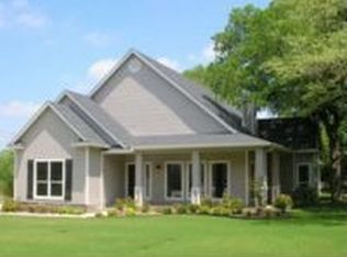 5209 Apache Ct, Granbury, TX 76049