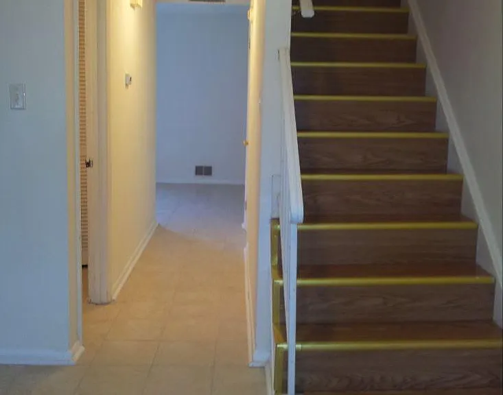 3003 Sigel Ct — Photo 1