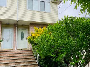 916 Rockland Ave, Staten Island, NY 10314