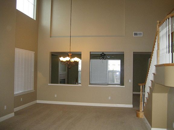 3rd image of 9893 Bobbell Dr