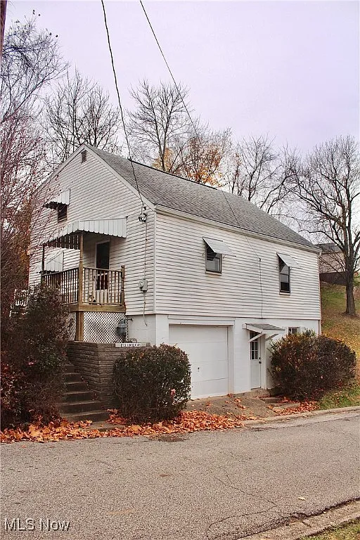 113 Lincoln Ave photo 1