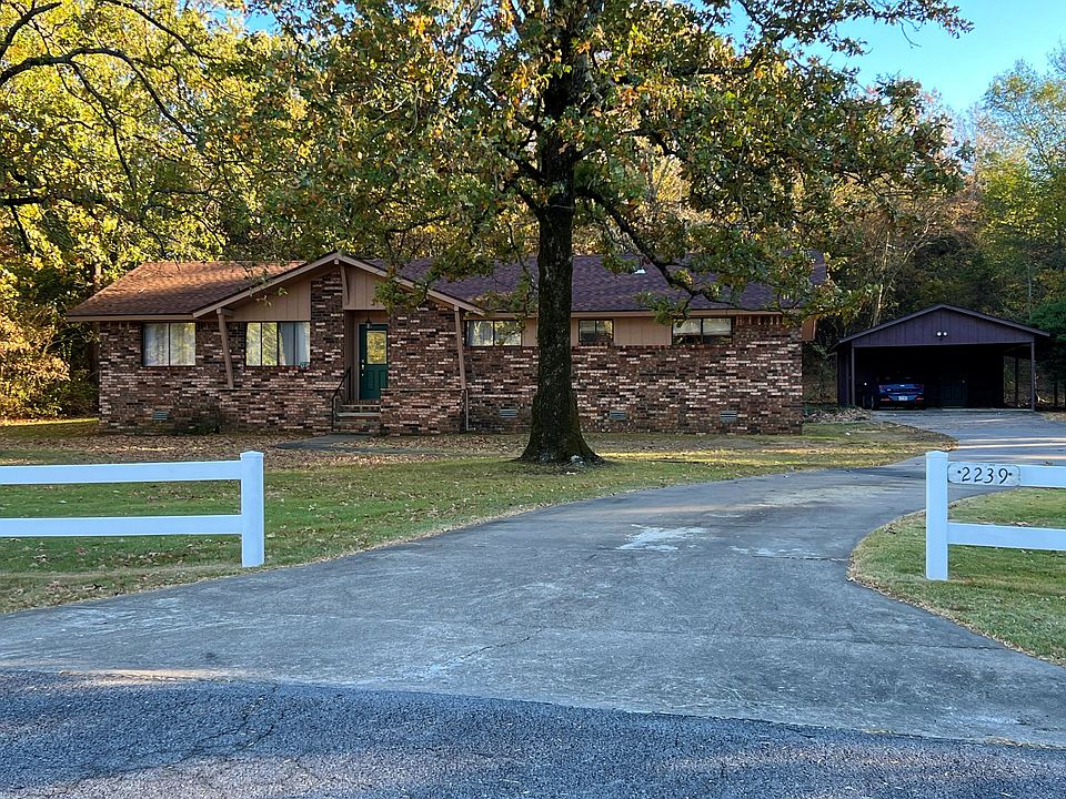 1st image of 2239 Montgomery Dr