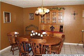 5th image of 21320 Cullen Dr