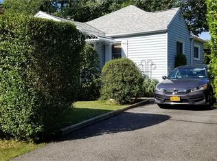 26 Pleasant Dr, Carmel, NY 10512