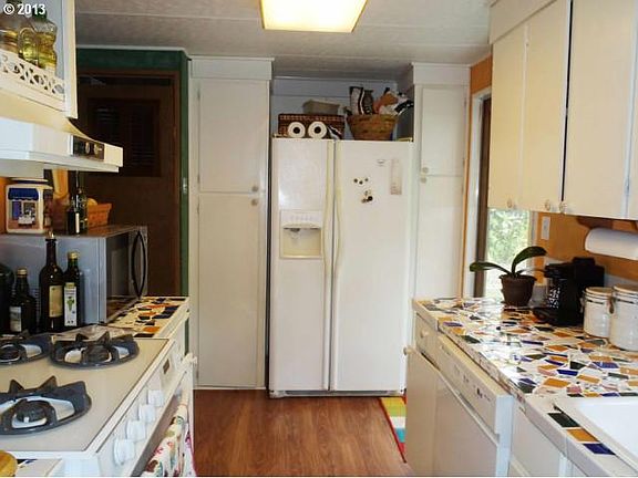 3rd image of 10505 NE 53rd Ave