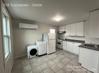 958 Tuscarora St, Windsor, ON