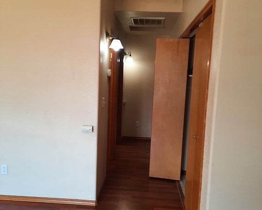 5th image of 1001 W Harvest Moon Ave