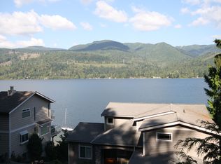 16 Inlet Cir, Bellingham, WA 98229