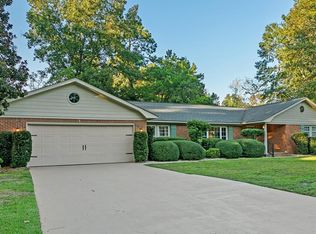 4 Club Cir, Sumter, SC 29154