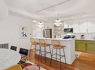 209 8th St E APT 113, Saint Paul, MN 55101