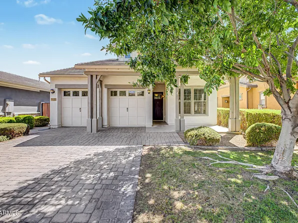 3047 E AUSTIN Drive, Gilbert, AZ 85296