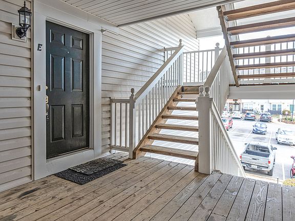 5th image of 9224 Cardinal Forest Ln Unit E