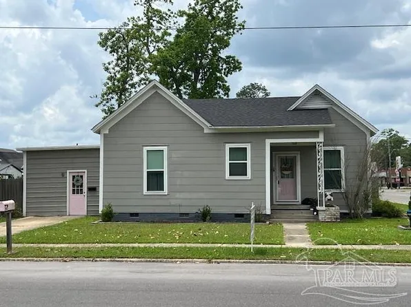300 S Pensacola Ave, Atmore, AL 36502