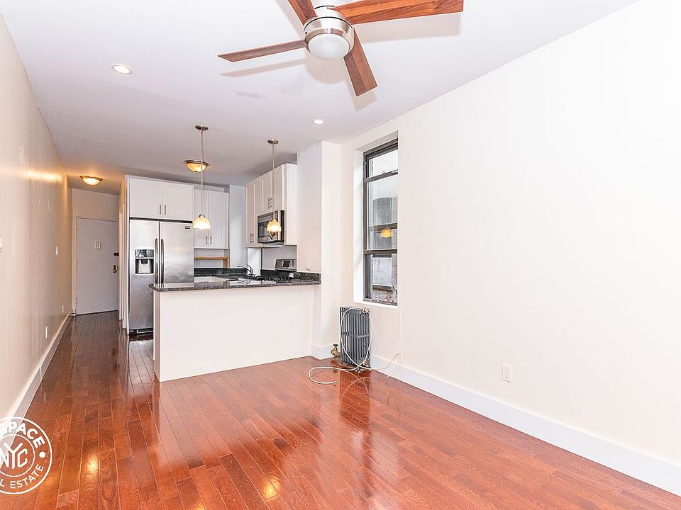 1st image of 223 Bainbridge St APT 4L