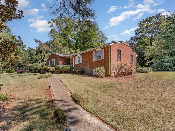 913 Merwin Rd, Raleigh, NC 27606