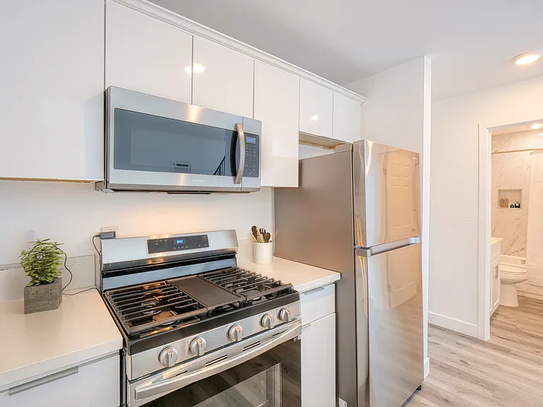 223 N Alvarado St #106 — Photo 3