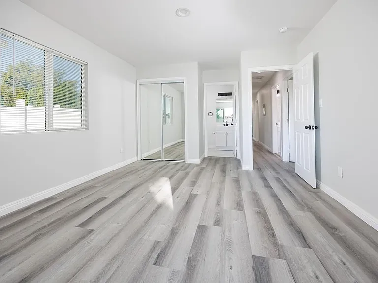 5278 Allison Ln — Photo 17