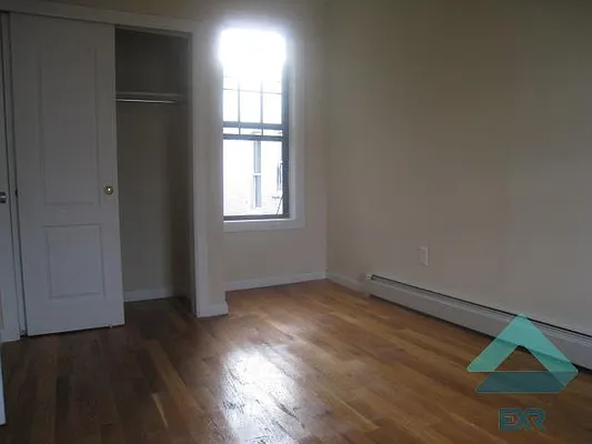 Rented by EXR | media 23