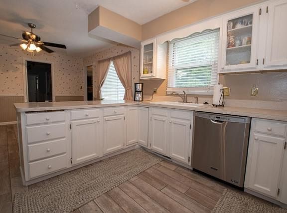 5th image of 52670 Brooktrail Dr
