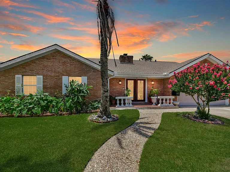 2417 Gerol Dr — Photo 1